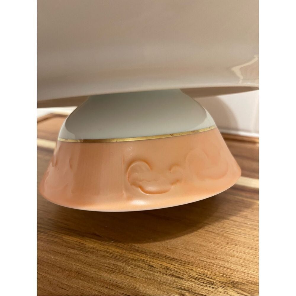 Mottahedeh Porcelain “Summer Fruit” Cake Stand - Picture 3 of 14